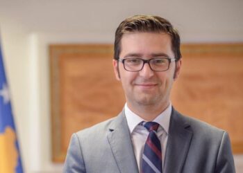 Përplasje brenda LDK-së: Havolli sulmon Pantinën pas kritikave për Abdixhikun