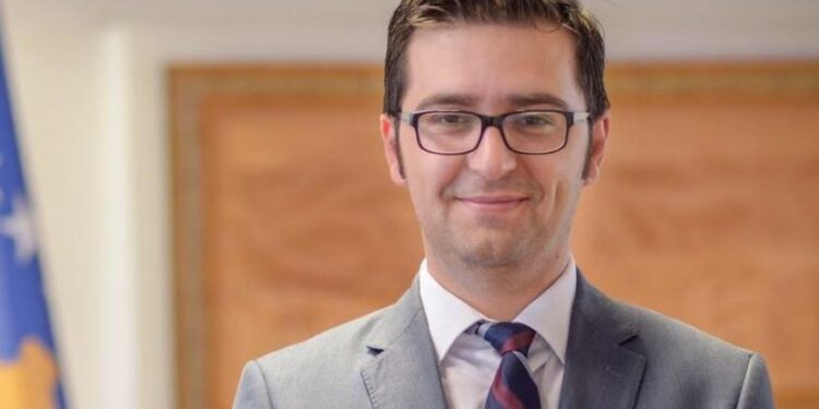 Përplasje brenda LDK-së: Havolli sulmon Pantinën pas kritikave për Abdixhikun