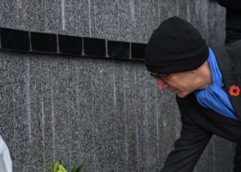 Ambasadori gjerman nderon viktimat e Reçakut: Kjo ditë të shërbejë si kujtesë që mizori të tilla të mos përsëriten