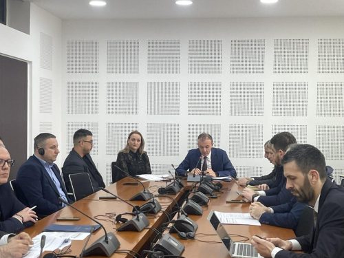 Komisioni për Fincanca miraton buxhetin 2026, refuzohet kërkesa shtesë e ZKA-së