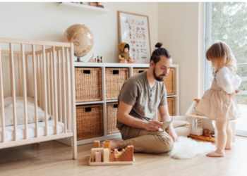 Mini-punë gjatë lejes prindërore në Gjermani: Çfarë duhet të dinë bashkëatdhetarët tanë