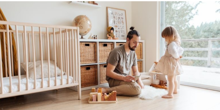 Mini-punë gjatë lejes prindërore në Gjermani: Çfarë duhet të dinë bashkëatdhetarët tanë