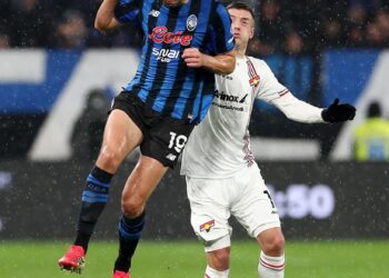 Gjimshiti “ndez” merkaton në Itali, Juventus, Milan dhe Roma në garë për kapitenin kuqezi