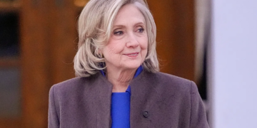 Hillary Clinton mohon lidhje me Epstein, i bën thirrje Trump të dëshmojë para Kongresit