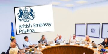 Ambasada britanike ia anulon KQZ-së një ceremoni të përbashkët: A ndodhi kjo shkaku i mosmiratimit të rezultateve të Listës Serbe?