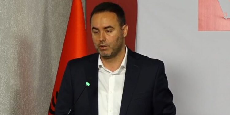 Konjufca: Kush tenton ta ndryshojë të vërtetën tonë, do të humbasë – për UÇK jemi bashkë