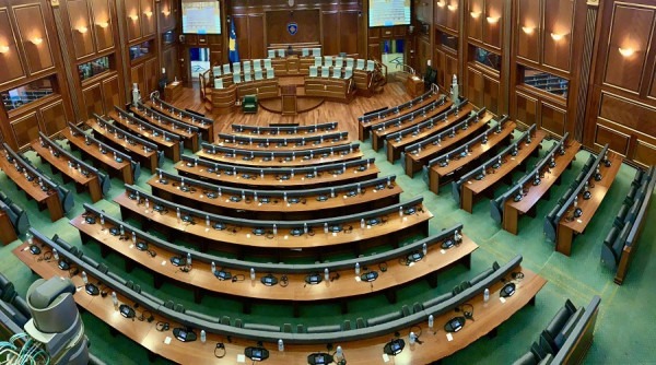 Qesharake: Prokurori i Hagës thotë se Hashim Thaçi i kishte mashtruar James Rubinin e Wesley Clarkun