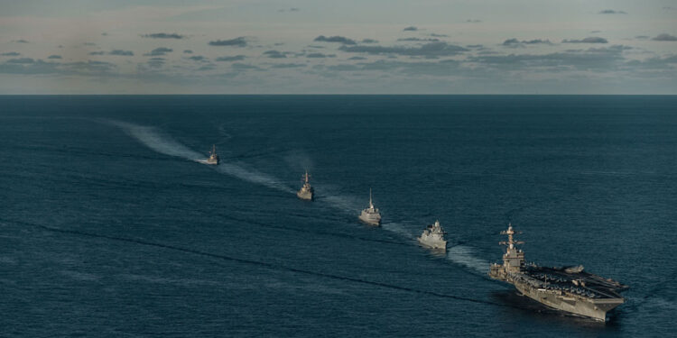 CNN: SHBA gati për goditje ndaj Iranit nëse jepet urdhri