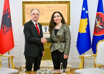 Osmani dhe Begaj bashkë në 18-vjetorin e Pavarësisë