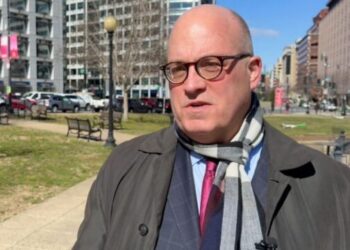 Moore: Edhe nëse numri i trupave amerikane zvogëlohet, NATO mbetet e pranishme në Kosovë, janë italianët e turqit