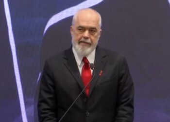 Rama: Prokurorët e Hagës nuk janë thjesht idiotë, janë edhe më politikë se prokurorët e Serbisë