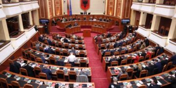 Seancë maratonë në Kuvend, miratohen ligje dhe zgjidhen anëtarët e Këshillit Mbikëqyrës të BSH