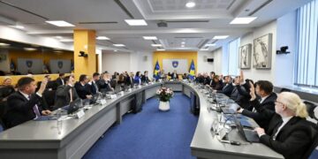Kurti nis emërimet e zëvendësministrave, Osmani dhe Morina mes të parëve