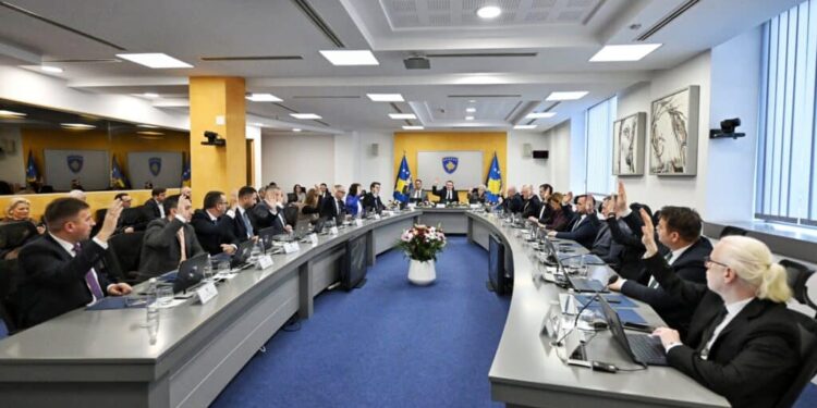 Kurti nis emërimet e zëvendësministrave, Osmani dhe Morina mes të parëve