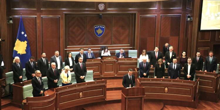 Kurti 3 merr votat, formohet Qeveria e re e Kosovës