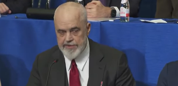 Rama në Bordin e Paqes: Mbron UÇK-në para Trump, ngre çështjen e Thaçit dhe Hagës