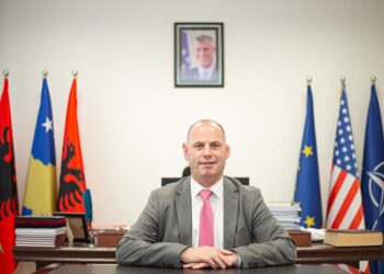 Lladrovci: Vetëm pafajësia për heronjtë tanë të luftës dhe paqes do të jetë vendimi i drejtë