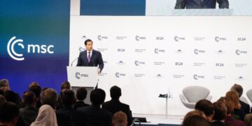 Tingulli i Mynihut: Autonomia, Ankthi dhe Muzgu i Rendit Transatlantik