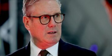 Starmer: Britania duhet të rrisë sa më shpejt shpenzimet e mbrojtjes
