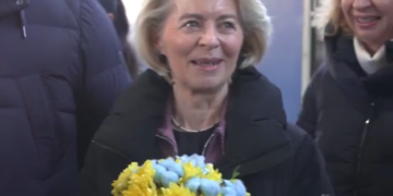 Ursula von der Leyen në Kiev për herë të dhjetë: Nuk do të tërhiqemi, paqe me kushtet e Ukrainës