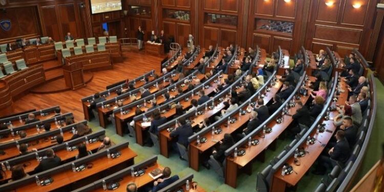 KDI: Pse Kushtetuesja e bëri dekretin e Osmanit pa efekt juridik, pa e shpallur antikushtetues