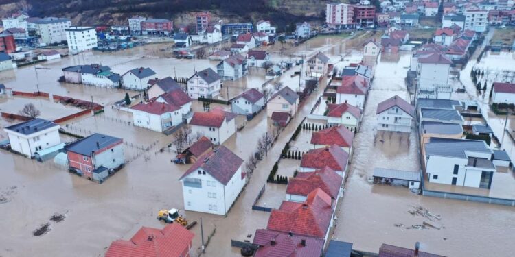 Vërshimet që lanë pasoja e dëme milionëshe në Kosovë