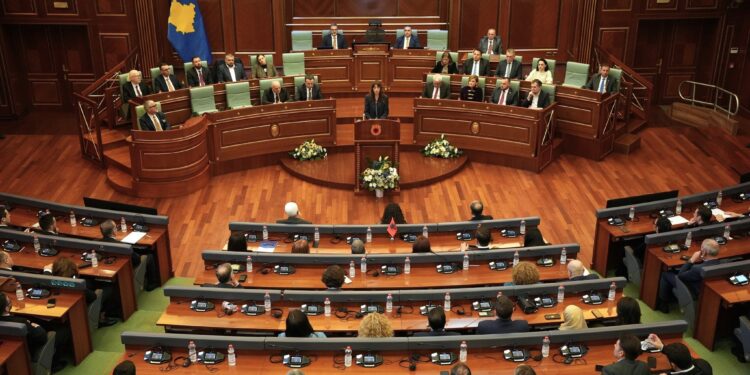 Edhe dy ditë afat për presidentin, partitë ende pa marrëveshje