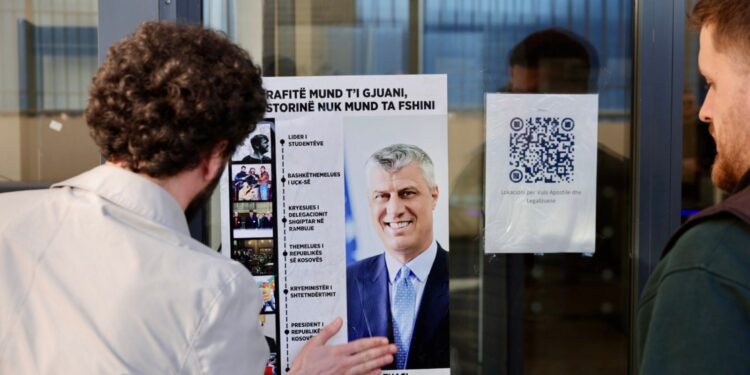 Rinia e PDK-së me aksion para MPJ: Fotografitë mund t’i gjuani, por historinë nuk mund ta fshini