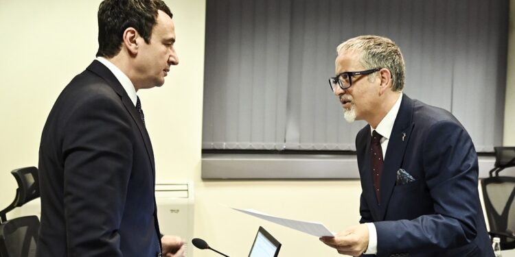 Fituesi i tenderit 5 milonësh i MSH-së për barna përputhet deri në centa me buxhetin e parashikuar