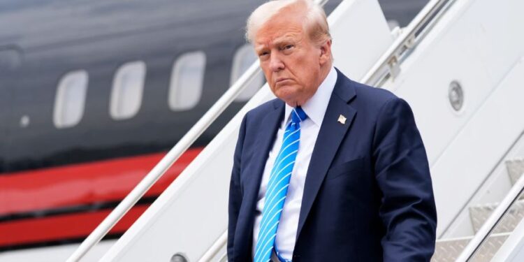 Trump: Kemi rrëzuar 42 anije të marinës iraniane brenda tre ditësh