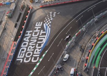 Formula 1 anulon garat në Bahrein dhe Arabinë Saudite për shkak të luftës në Lindjen e Mesme