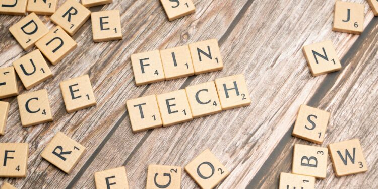 Si FinTech po Ndryshon Pagesat dhe Remitencat në Kosovë