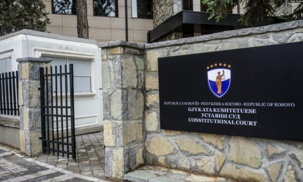 Jakaj nga KDI: S’është hera e parë që LVV-ja sulmon Gjykatën Kushtetuese