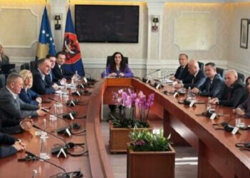 Caktimi i datës së zgjedhjeve: PDK, LDK dhe AAK e konfirmojë shkuarjen në takim me presidenten