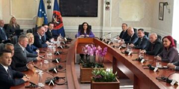 Caktimi i datës së zgjedhjeve: PDK, LDK dhe AAK e konfirmojë shkuarjen në takim me presidenten