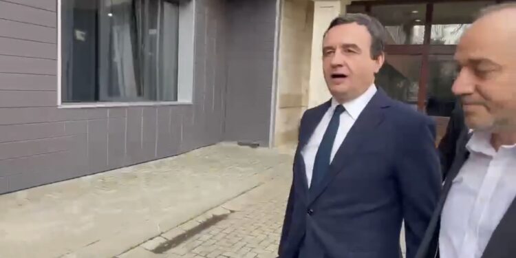 Kurti nuk përgjigjet pse s’i shkoi Osmanit në takim