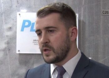 Lushtaku: S’e votojmë asnjë kandidat të propozuar nga VV-ja