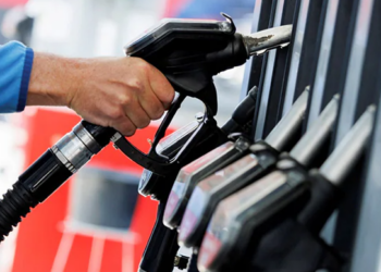 Nuk lëviz çmimi i naftës në Kosovë, litri shitet deri në 1.54 euro