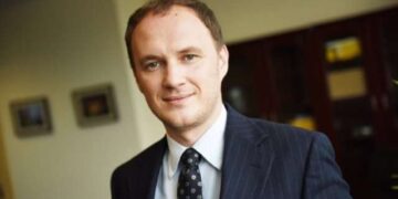 Selimi: Osmani do të kërkojë zgjedhje në prill, kundërshtari i saj kryesor Kurti në verë kur është diaspora