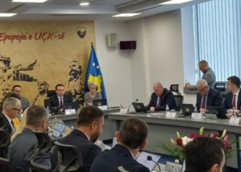 Ndryshim institucional: Qeveria transferon Zyrën e kategorive të luftës në ministri