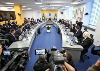 453 persona të emëruar politikisht, Qeveria Kurti me kabinetin më të madh në rajon