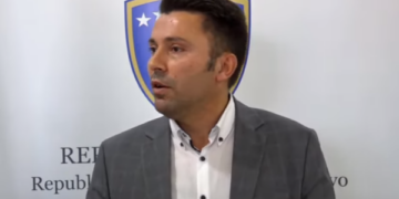 Adnan Rrustemi për Manastirin e Deçanit: Kurti deshti ta faktorizojë Rashiqin kundër Listës Serbe