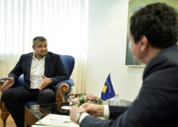 “Thirrini mendjes, populli nuk ua falë…” | Katër ditë pasi kërcënoi opozitën