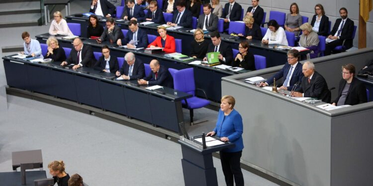 Angela Merkel nderohet me Urdhrin Evropian të Meritës