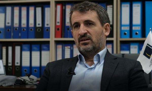 Miftaraj ironizon me VV-në pasi s’i shkuan në takim Osmanit: Çka është ky koordinim me “Srpskan” kishin me thanë