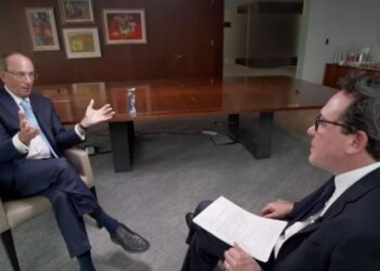 Alarm nga BlackRock: Nafta në 150 dollarë mund të çojë botën në recesion