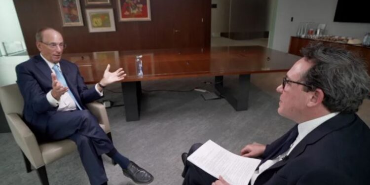 Alarm nga BlackRock: Nafta në 150 dollarë mund të çojë botën në recesion