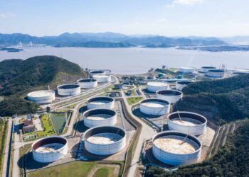 IEA liron rezervën më të madhe të naftës në histori për shkak të luftës në Lindjen e Mesme