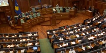 Pluhuri i pushtetit: A shkon vendi në zgjedhje apo jo nëse deputetët nuk qëndrojnë në sallë për të votuar për presidentin?