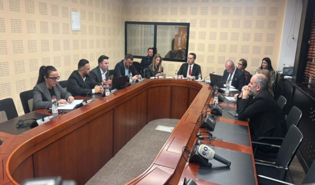 Komisioni për Legjislacion miraton amendamentet kushtetuese të Osmanit për zgjedhjen e presidentit nga populli